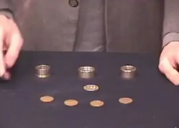 Kreis Magic - Coin Thru Coin
