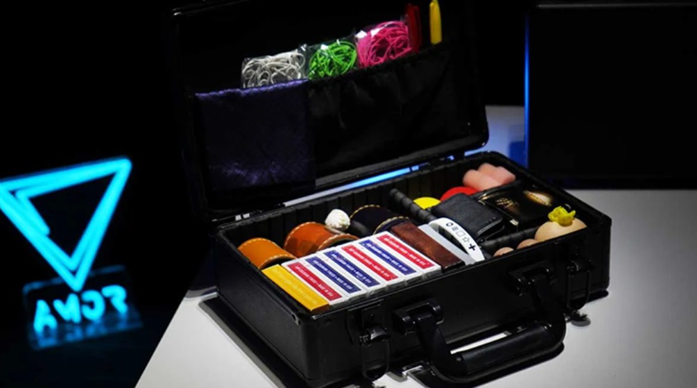 Magicians Case by Amor Magic