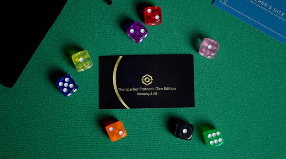 The Luscher Protocol - Dice Edition by Doosung and AB.